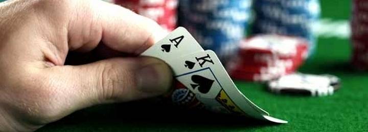 Простые правила розыгрыша рук с тузами в блэкджек