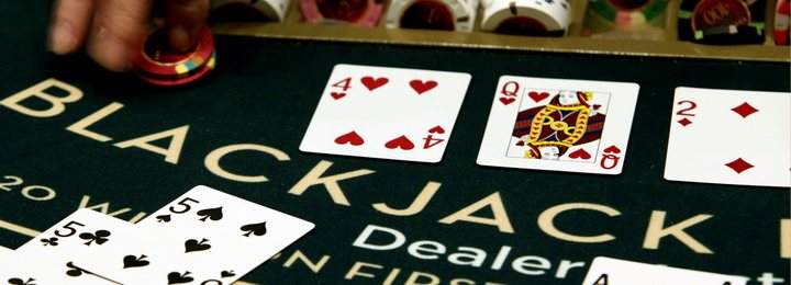 Разделение парных карт в блэкджеке